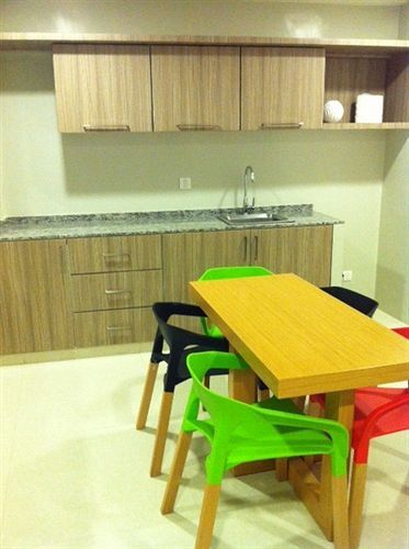Z Pad Residences Hotel 2*